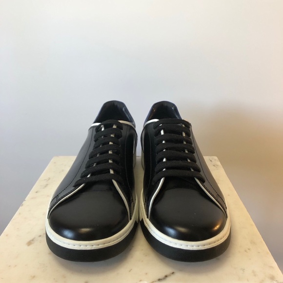 Mens PRADA Sneakers - Picture 4 of 7